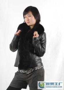 撒切尔夫人正品女装 欧美风短款绵羊皮狐狸领皮草外套10039